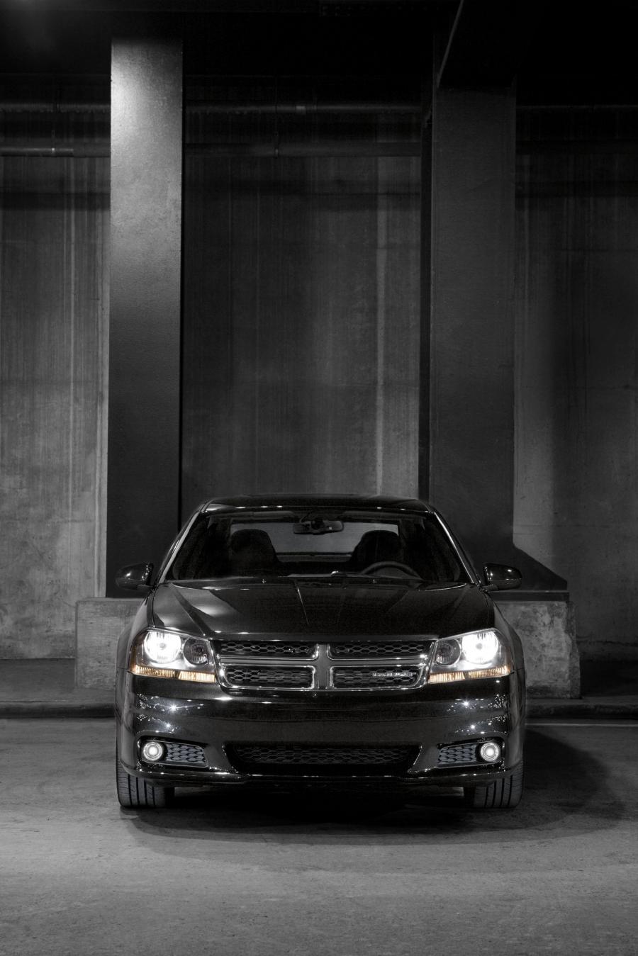  Dodge Avenger 2011 года  (фото 41 из 61)
